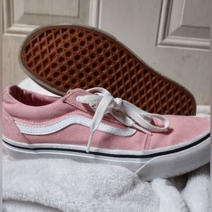 Van girls shoes size 4